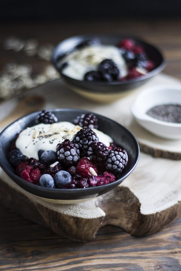 breakfast, dessert, yoghurt, delicious, berries, jagoda, meal, in the morning, vitamins, ripe, fit, blackberries, raspberries, chia, almonds, diet, healthy, organic, frozen, food, vegetarian, breakfast, breakfast, breakfast, dessert, dessert, dessert, yoghurt, yoghurt, fit, diet, diet, diet, diet, diet, food